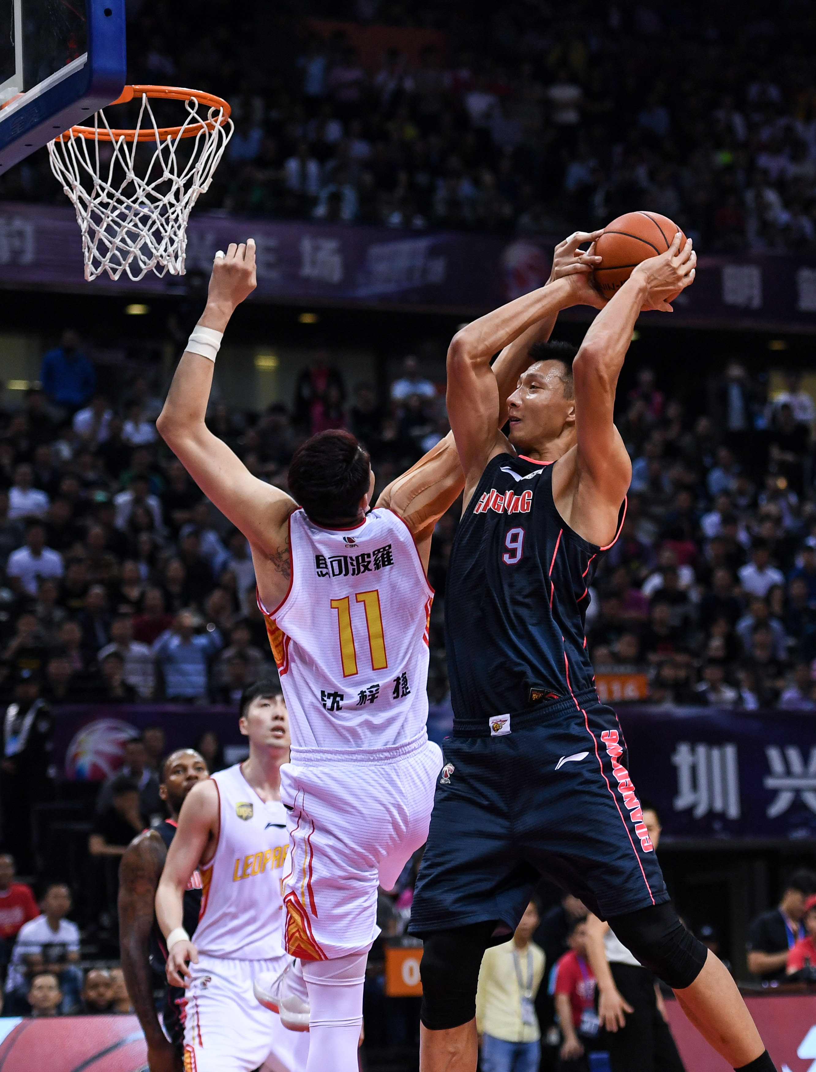 实现了她在 实现了她在