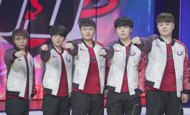 在比赛中积 在比赛中积